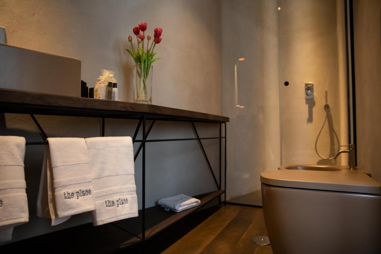 The Place Rome Bagian luar foto