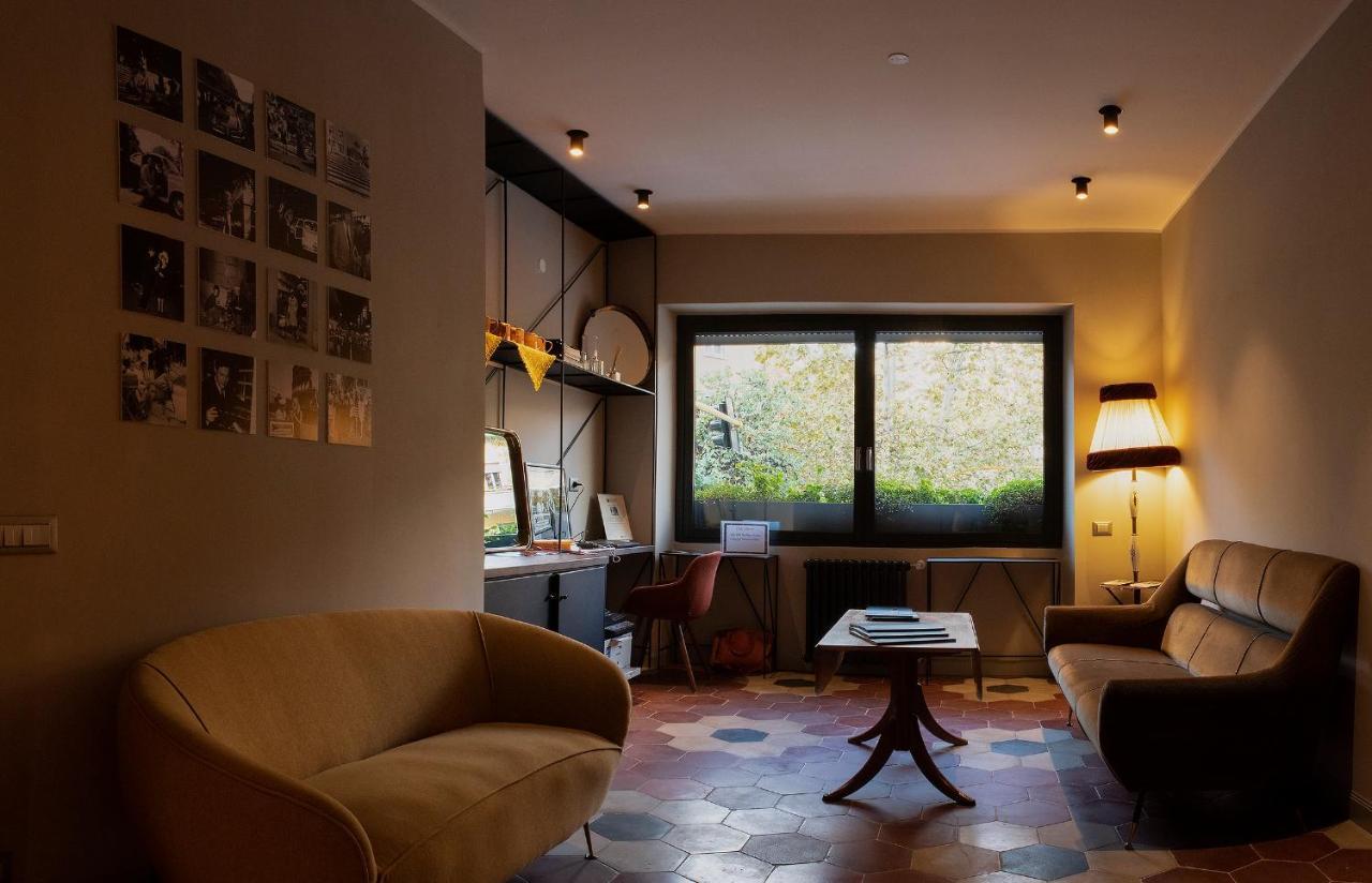 The Place Rome Bagian luar foto