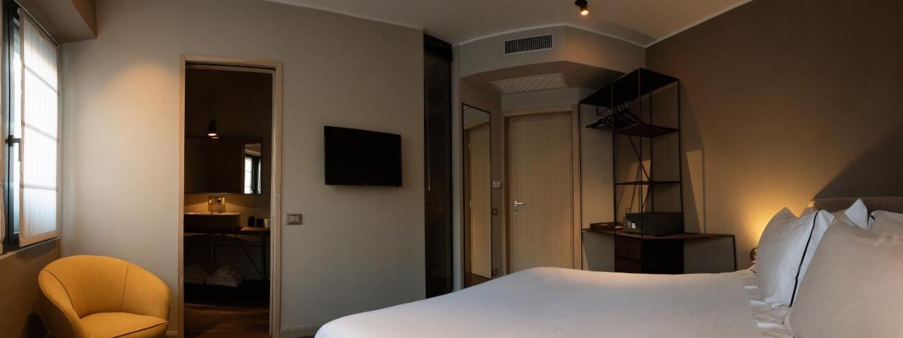 The Place Rome Bagian luar foto